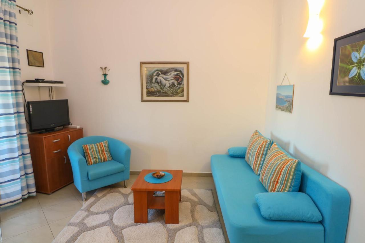 Apartments Blue And Green With Balcony Baška Exterior foto